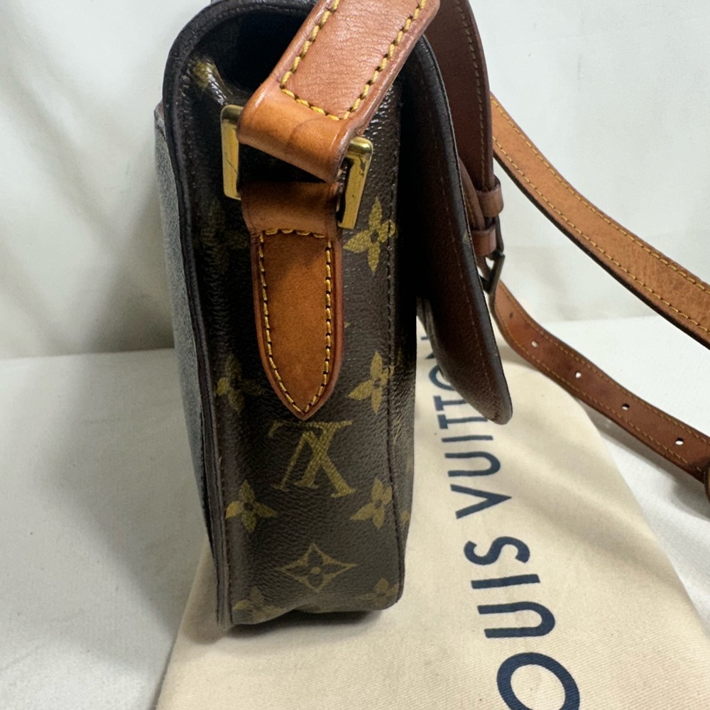 Louis Vuitton Crossbody Bag - Picture 4 of 11